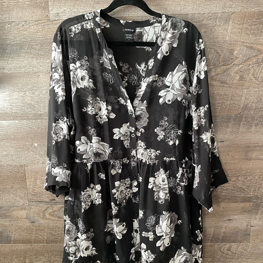 Torrid Button Up Tunic